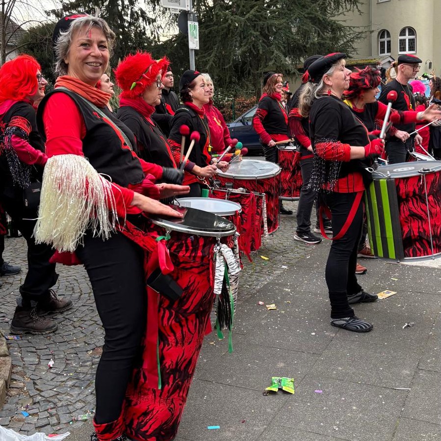 Hot Rott Chilis on Tour